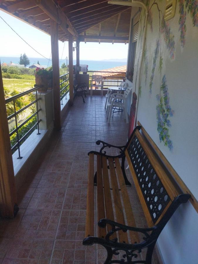 Adam'S Holiday House 2019 Karianí Dış mekan fotoğraf