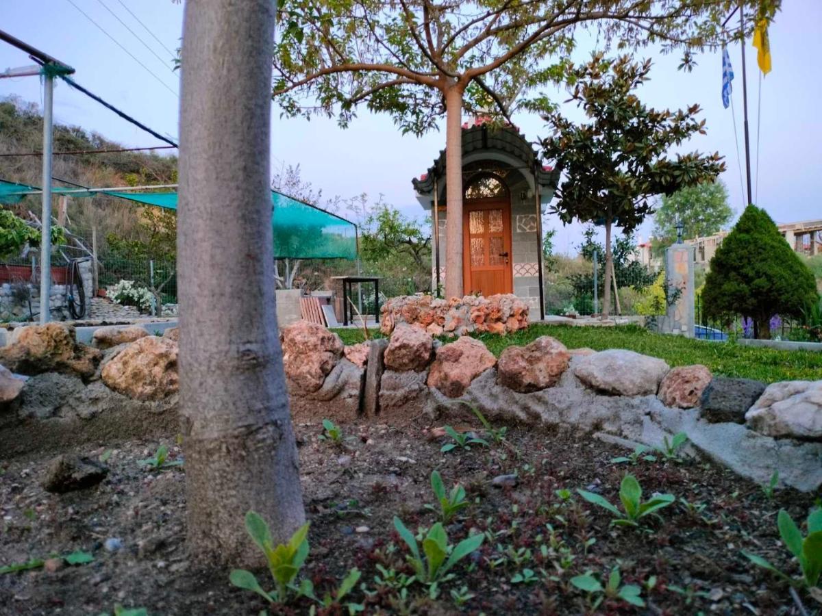 Adam'S Holiday House 2019 Karianí Dış mekan fotoğraf