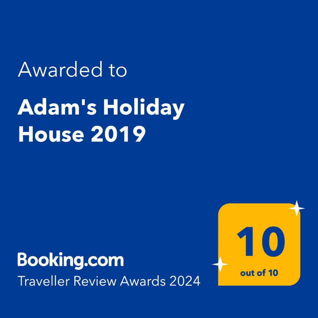 Adam'S Holiday House 2019 Karianí Dış mekan fotoğraf